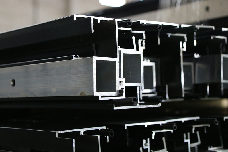 日子過久了才發(fā)現(xiàn)，家里使用樓上樓節(jié)能系統(tǒng)門窗很有必要！