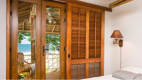 鋁合金門窗多少錢一平米？樓上樓門窗告訴你別再被忽悠！